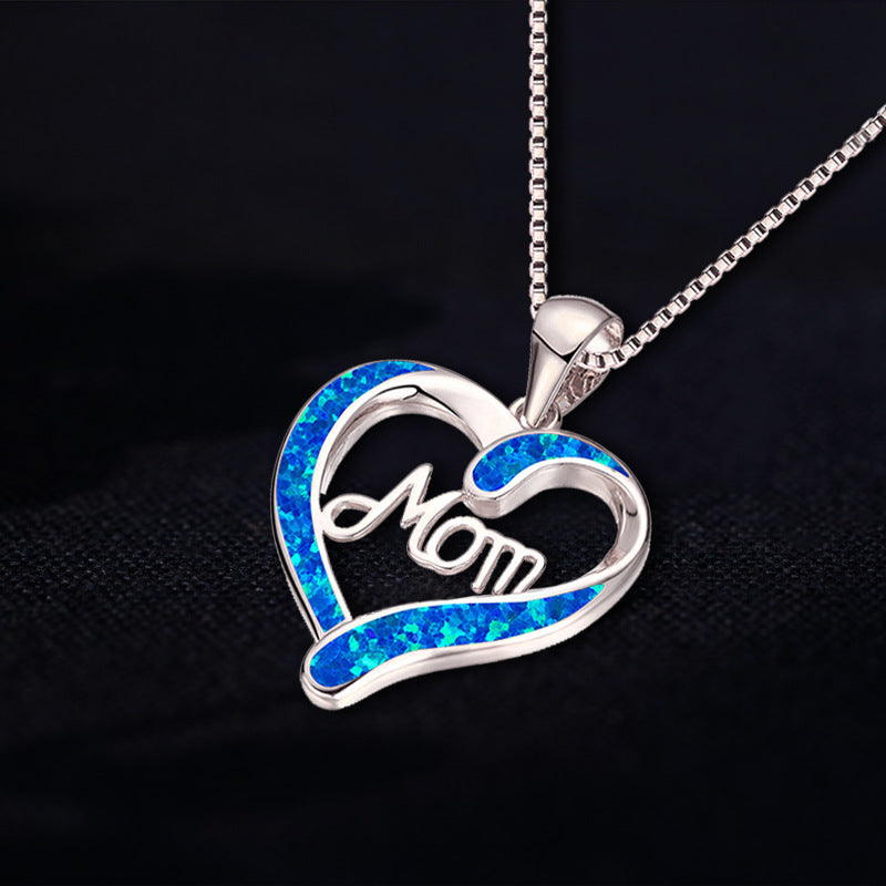 Love-shaped MOM Letter Pendant Necklace