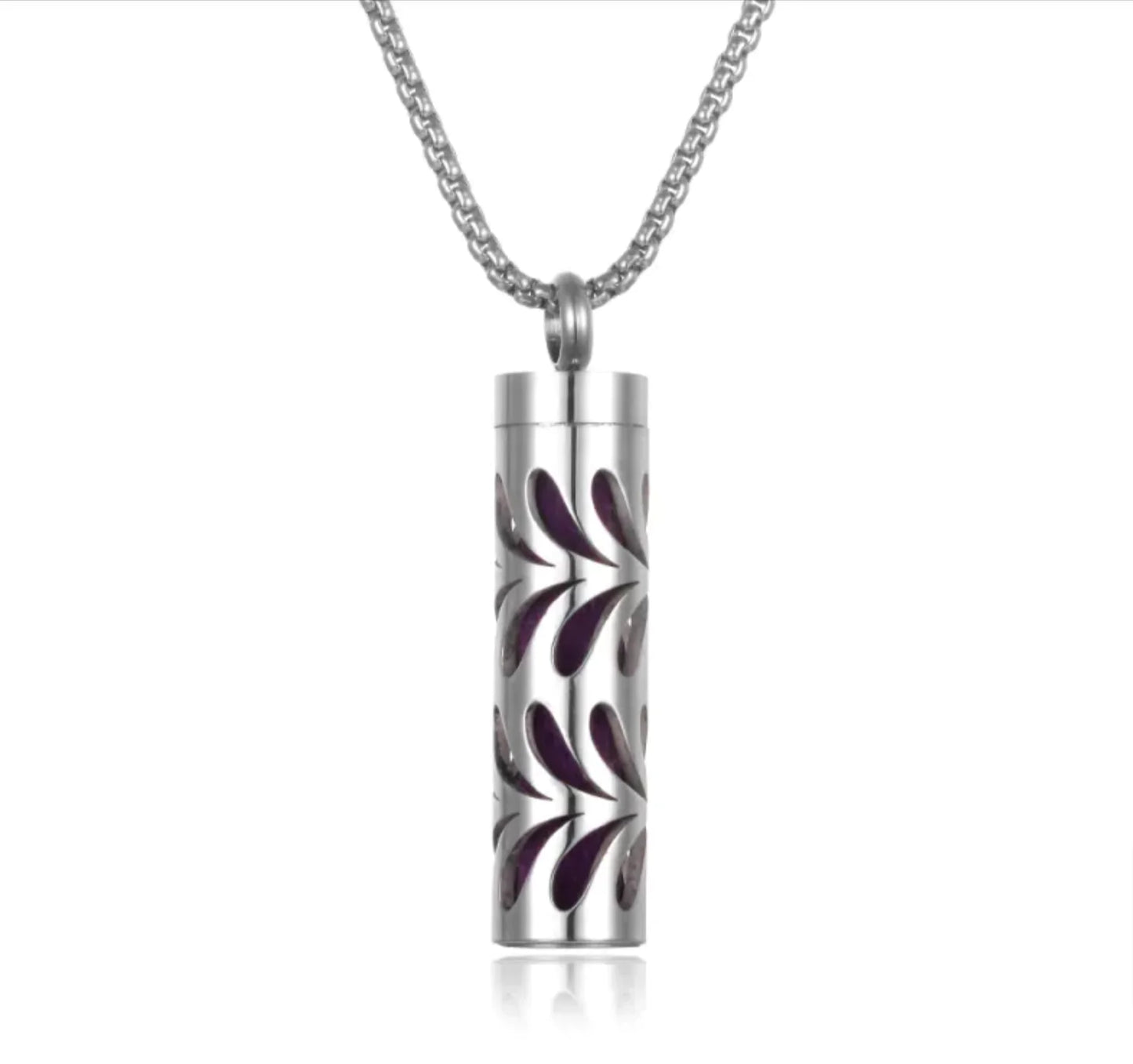 Aroma Elegance: Stainless Steel Essential Oil Diffuser Necklace