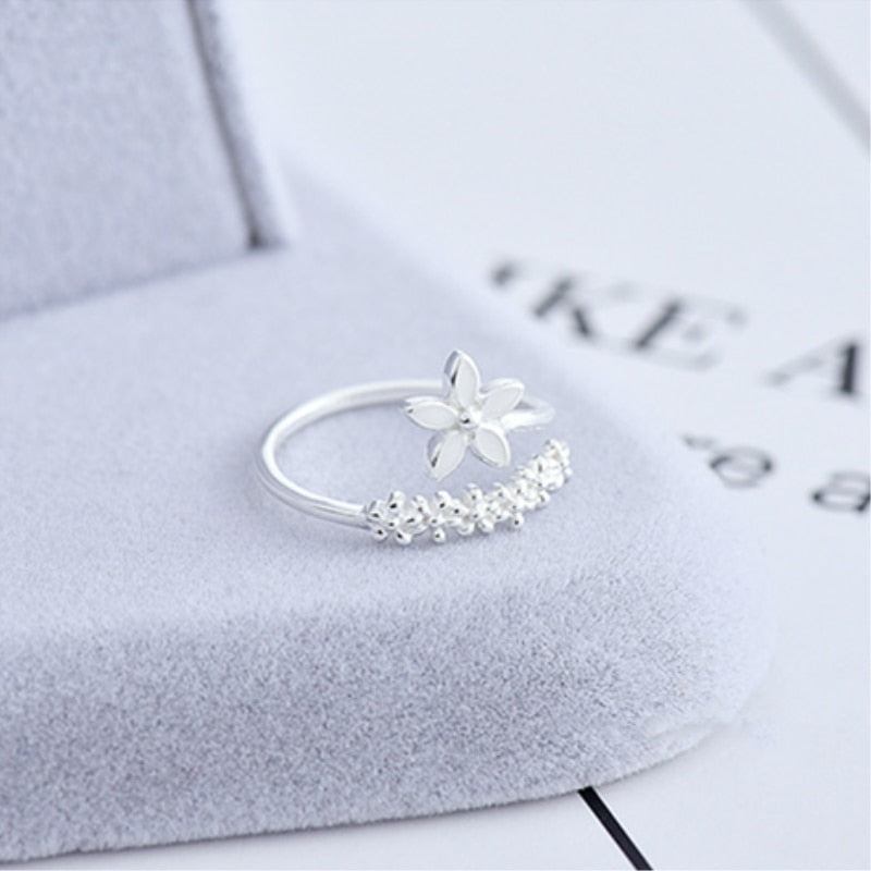 Fresh Flower Silver Color Temperament Personality Literary Fashion Gift Korea Female Resizable Opening Rings SRI172