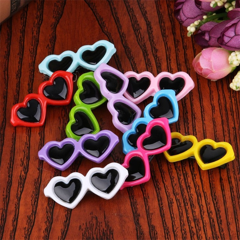 New Pet Lovely Heart Sunglasses Hairpins Pet Dog Bows Hair Clips for Puppy Dogs Cat Yorkie Teddy Pet Hair Decor Pet Supplies 1pc